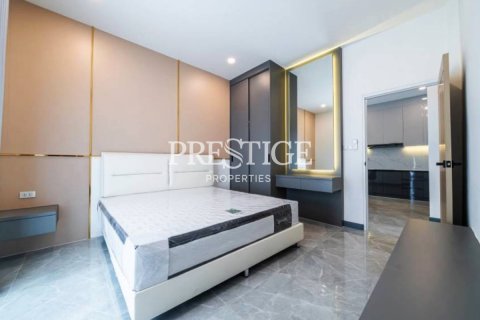 House in Pattaya, Thailand 5 bedrooms № 197975 - photo 14