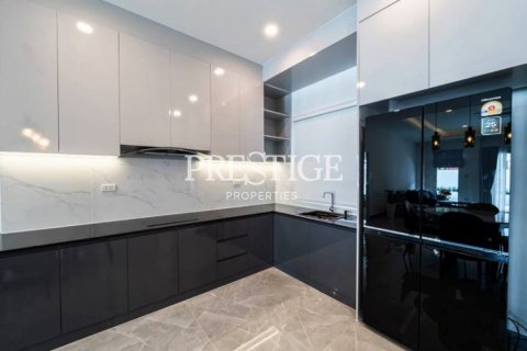 House in Pattaya, Thailand 5 bedrooms № 197975 - photo 7