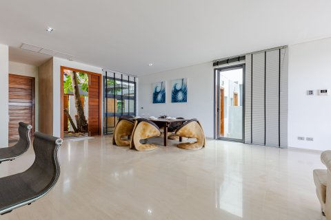 Chalet de 3 dormitorios en Phuket, Tailandia № 137090 - foto 18