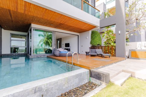 Chalet de 3 dormitorios en Phuket, Tailandia № 137090 - foto 7