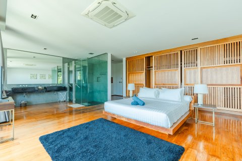 Chalet de 3 dormitorios en Phuket, Tailandia № 137090 - foto 21