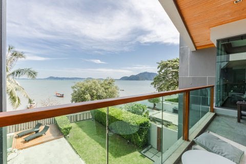 Chalet de 3 dormitorios en Phuket, Tailandia № 137090 - foto 28