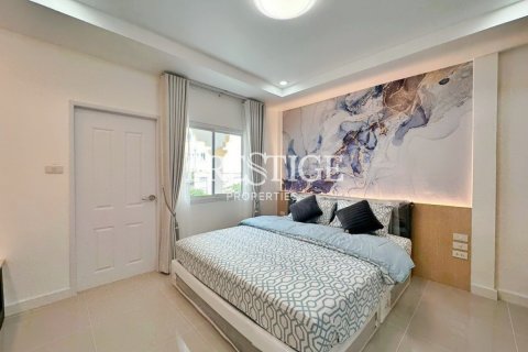 Casa de 2 dormitorios en Pattaya, Tailandia № 209056 - foto 11