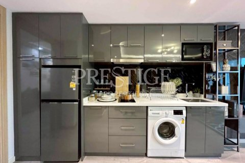 Condo in Pattaya, Thailand, 2 bedrooms № 197470 - photo 6