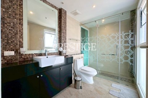 Condo à Pattaya, Thaïlande, 2 chambres № 198401 - photo 19