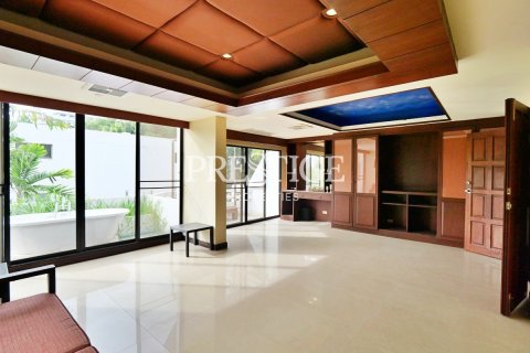 บ้านในพัทยา, ประเทศไทย 8 ห้องนอน № 198403 - รูปถ่าย 13