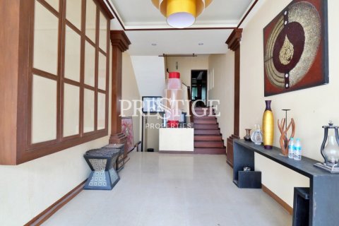 บ้านในพัทยา, ประเทศไทย 8 ห้องนอน № 198403 - รูปถ่าย 2