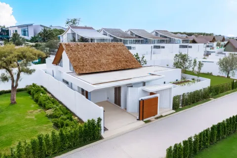 Villa in Phuket, Thailand 3 bedrooms № 177820 - photo 14