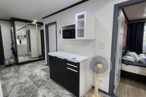 Apartamento de 2 dormitorios en Pattaya, Tailandia № 155519 - foto 8