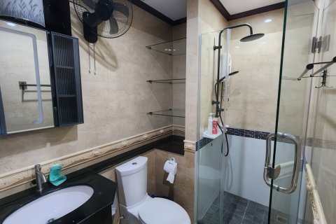 Apartamento de 2 dormitorios en Pattaya, Tailandia № 155519 - foto 14