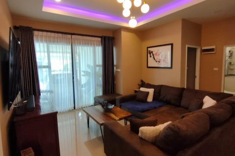 Casa de 3 dormitorios en Pattaya, Tailandia № 155521 - foto 6