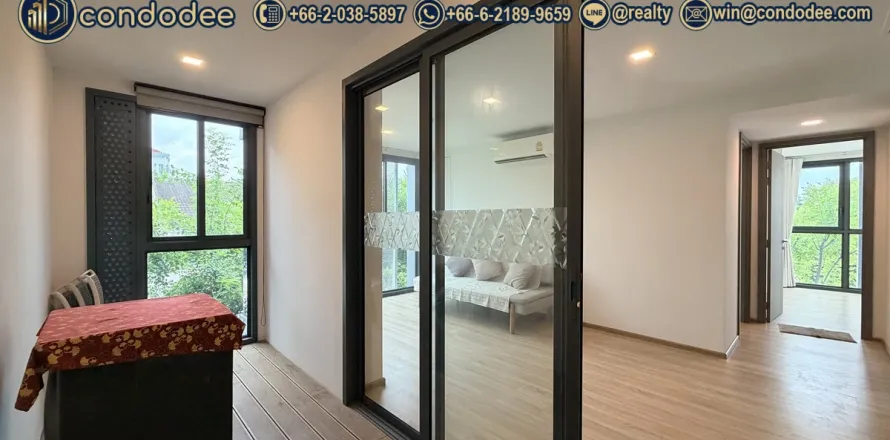 Condo à Watthana, Bangkok, Thaïlande, 2 chambres № 225680