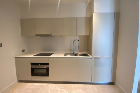 Condominio de 2 dormitorios en Khlong San, Bangkok, Tailandia № 134062 - foto 12
