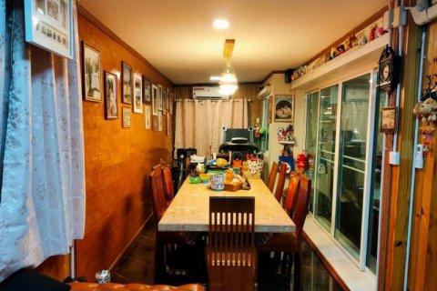 Chalet de 4 dormitorios en Taling Chan, Bangkok, Tailandia № 134058 - foto 7