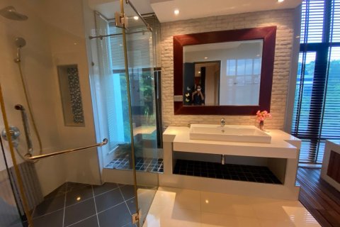 Chalet de 4 dormitorios en Bang Phli Yai, Tailandia № 134063 - foto 18