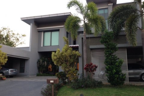 Chalet de 4 dormitorios en Bang Phli Yai, Tailandia № 134063 - foto 4