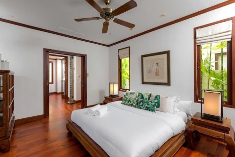 House in Bang Tao, Thailand 4 bedrooms № 3265 - photo 8