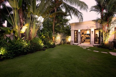 House in Bang Tao, Thailand 4 bedrooms № 3265 - photo 14