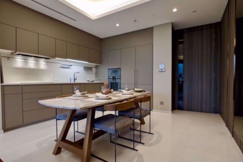 Condo in Pathum Wan, Bangkok, Thailand, 1 bedroom № 63402 - photo 2