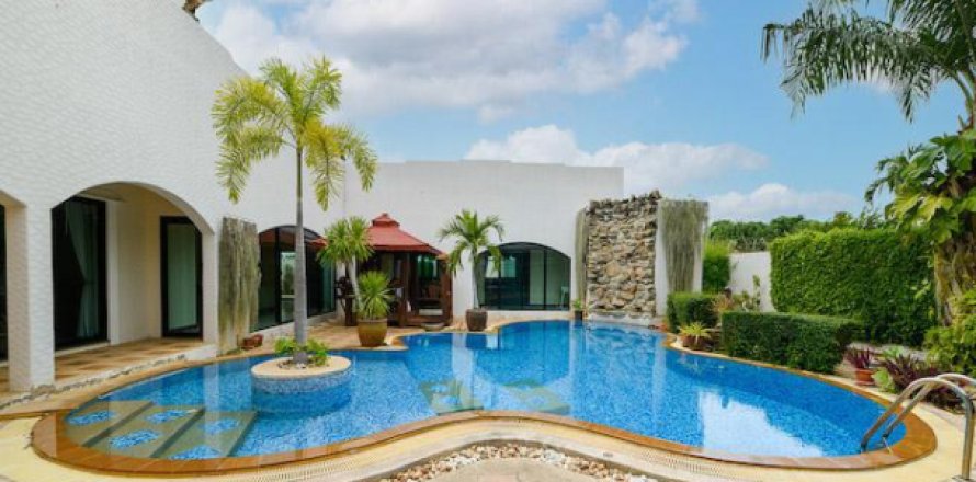 Chalet de 6 dormitorios en Pattaya, Tailandia № 194130