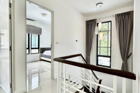 Casa de 3 dormitorios en Phuket, Tailandia № 156352 - foto 10