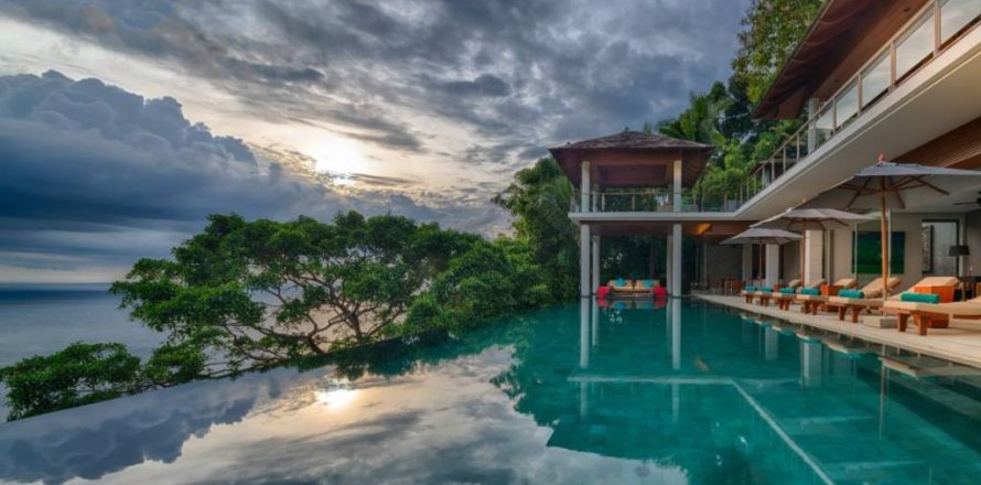 Chalet de 6 dormitorios en Kathu, Tailandia № 156351