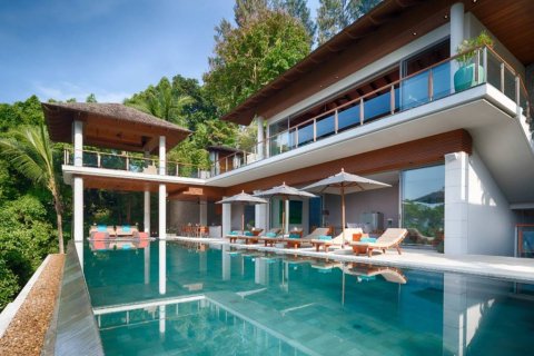 Chalet de 6 dormitorios en Kathu, Tailandia № 156351 - foto 3