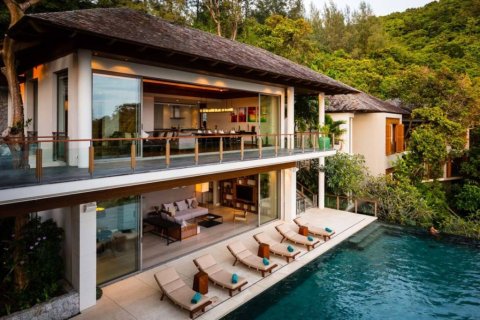 Chalet de 6 dormitorios en Kathu, Tailandia № 156351 - foto 4