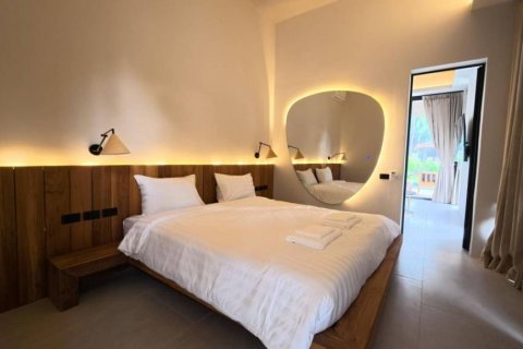 Chalet de 3 dormitorios en Surat Thani, Tailandia № 156349 - foto 9