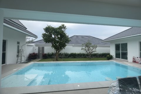 Chalet de 3 dormitorios en Hua Hin, Tailandia № 169975 - foto 15