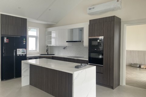 Chalet de 3 dormitorios en Hua Hin, Tailandia № 169975 - foto 6