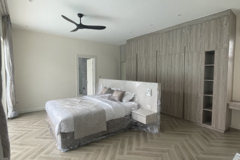 Chalet de 3 dormitorios en Hua Hin, Tailandia № 169975 - foto 10