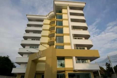 Apartamento de 2 habitaciones en Pattaya, Tailandia № 205762 - foto 10