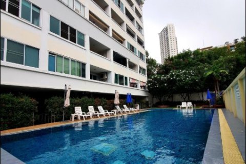 Apartamento de 2 habitaciones en Pattaya, Tailandia № 205762 - foto 12