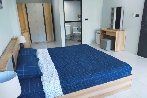 Apartamento de 2 habitaciones en Pattaya, Tailandia № 205762 - foto 4
