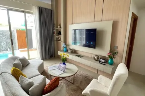 Casa de 3 dormitorios en Chalong, Tailandia № 134342 - foto 2