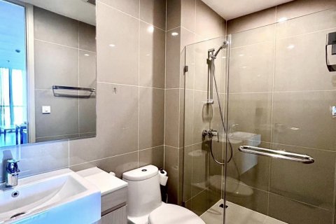 Condominio de 2 dormitorios en Bangkok, Tailandia № 143297 - foto 12