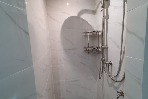 Condominio de 2 dormitorios en Bangkok, Tailandia № 143301 - foto 12