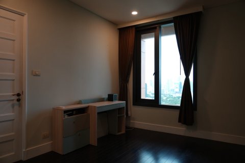 Condominio de 3 dormitorios en Bangkok, Tailandia № 143300 - foto 18