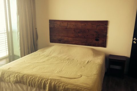 Condominio de 3 dormitorios en Phra Khanong, Bangkok, Tailandia № 143303 - foto 7
