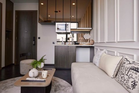 Eigentumswohnung in Bangkok, Thailand, 1 Schlafzimmer  № 143299 - Foto 2