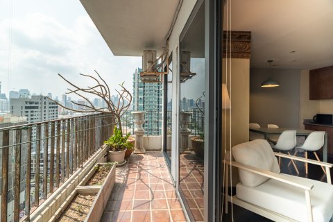 Estudio en el condominio en Watthana, Bangkok, Tailandia № 160808 - foto 14