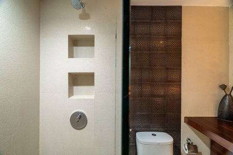 Estudio en el condominio en Watthana, Bangkok, Tailandia № 160808 - foto 12