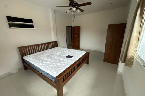 House in Pattaya, Thailand 4 bedrooms № 151398 - photo 22