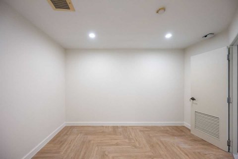 Condominio de 3 dormitorios en Bangkok, Tailandia № 144617 - foto 15