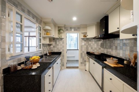 Condominio de 3 dormitorios en Bangkok, Tailandia № 144617 - foto 17