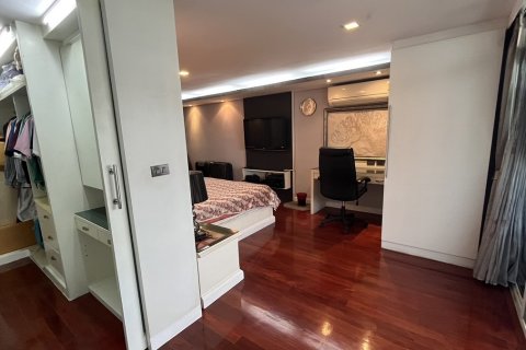 Eigentumswohnung in Watthana, Bangkok, Thailand, 3 Schlafzimmer  № 200814 - Foto 18