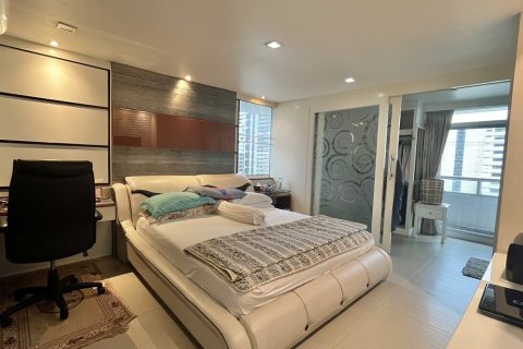 Eigentumswohnung in Watthana, Bangkok, Thailand, 3 Schlafzimmer  № 200814 - Foto 20
