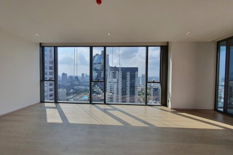 Condominio de 3 dormitorios en Watthana, Bangkok, Tailandia № 200817 - foto 2