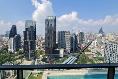 Condominio de 3 dormitorios en Watthana, Bangkok, Tailandia № 200817 - foto 4